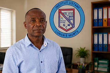 Professeur(e) du secondaire - photo à venir