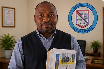 Professeur(e) du secondaire - photo à venir