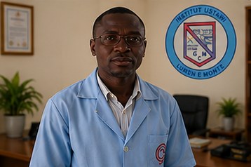 Professeur(e) du secondaire - photo à venir