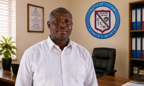 Professeur(e) du secondaire - photo à venir