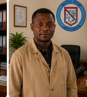 Professeur(e) du secondaire - photo à venir